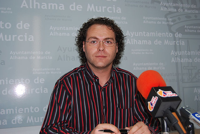 A partir del lunes se pueden solicitar las ayudas municipales para los libros de texto de los centros educativos del municipio, Foto 1