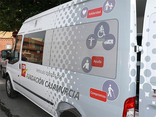 El vehículo para trasladar a personas dependientes al Centro de Salud entra en funcionamiento en noviembre - 3, Foto 3
