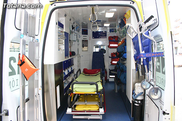 Totana dispone de una nueva ambulancia en el servicio de urgencias de Atencin Primaria - 5
