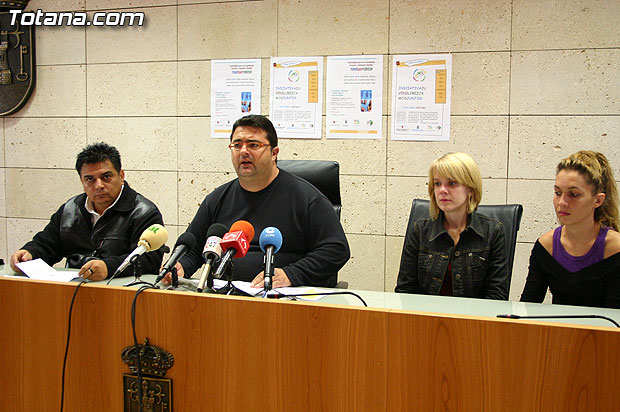 Bienestar Social presenta la puesta en marcha de actividades encaminadas al crecimiento humano y bienestar familiar intercultural, Foto 1