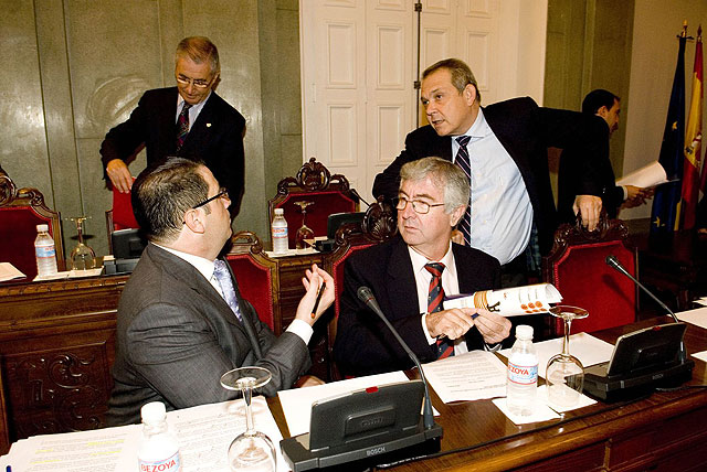 Aprobada la modificación de las Ordenanzas Fiscales para 2009 - 1, Foto 1
