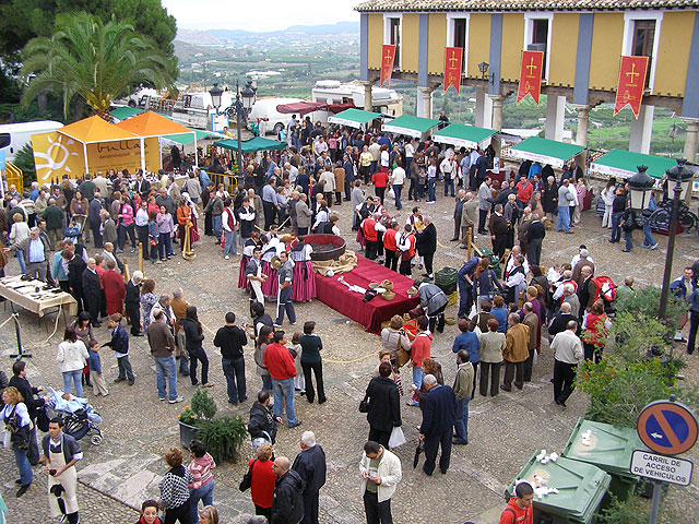 El Mercadillo Artesanal ‘El Mesoncico’ vuelve más vivo que nunca - 1, Foto 1