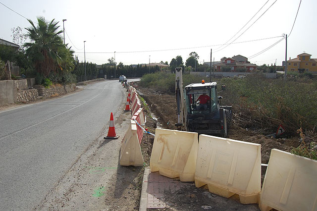 Comienzan a construir las nuevas aceras de la pedanía de Los Palacios - 1, Foto 1