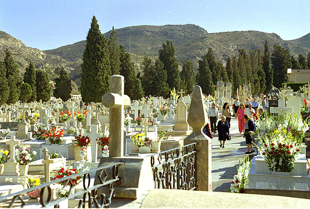 La Policía Local refuerza sus servicios de cara a la jornada de Todos los Santos - 1, Foto 1