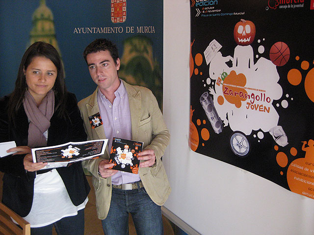 Actividades y exposiciones muestran en la calle el trabajo de las asociaciones de jóvenes - 1, Foto 1