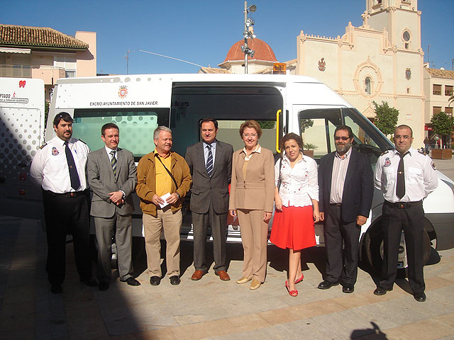 Protección Civil de San Javier dispone de una nueva ambulancia donada por Cajamurcia - 1, Foto 1