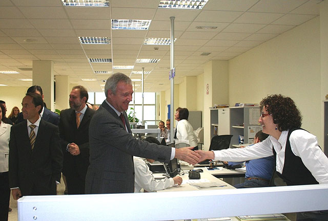 Valcárcel anuncia un plan de ayudas financieras para las empresas murcianas - 2, Foto 2