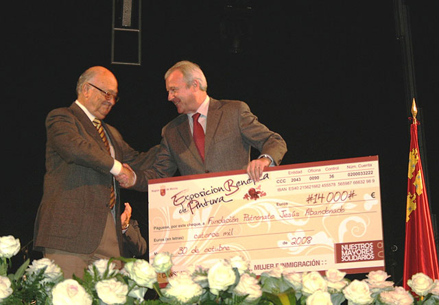 El presidente anima a los mayores a mantener su dinamismo social y su solidaridad - 1, Foto 1