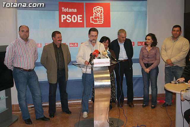 Los 7 concejales socialistas de la anterior legislatura hicieron público un comunicado, Foto 1