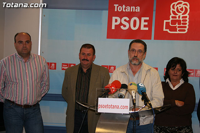 The 7 councilors of the previous socialist legislature issued a statement, Foto 2