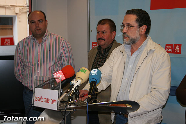 Los 7 concejales socialistas de la anterior legislatura hicieron público un comunicado, Foto 3