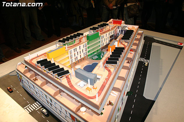 Presentation of the "Croma Residential", the building company Palomares Brothers ", Foto 1