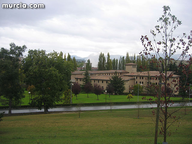 Juventudes Socialistas de Totana muestra su desprecio y su condena por el cobarde atentado de ETA en la universidad de Navarra, Foto 2