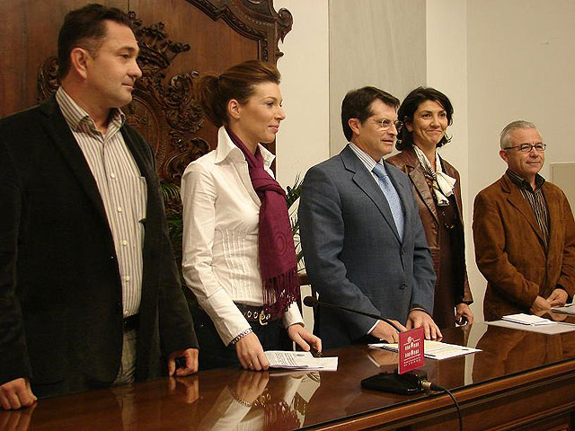 El Ayuntamiento y la Entidad de Conservación del Polígono Industrial de La Hoya firman un convenio para la construcción de una guardería - 2, Foto 2