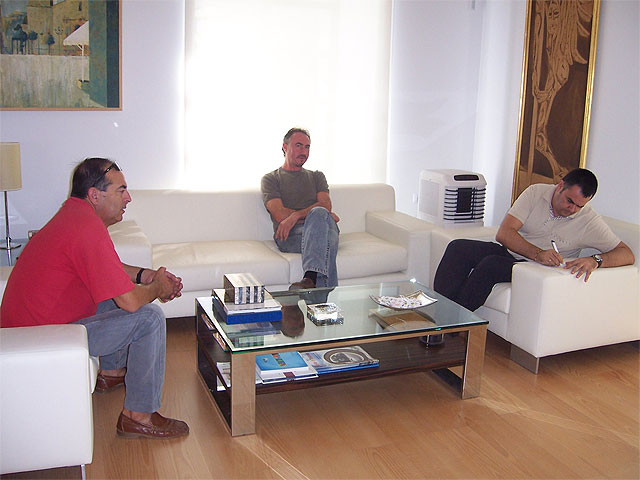 El alcalde de Totana se reúne con representantes de la Asociación de Vecinos de la diputación de Mortí-Lentiscosa, Foto 2