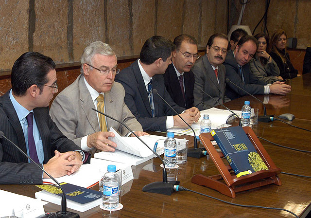 Se presentó el primer libro de una colección sobre las víctimas de los delitos - 1, Foto 1