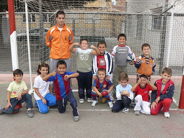 Se pone en marcha la Escuela Polideportiva de Deporte Escolar en los nueve centros de enseñanza primaria, Foto 3