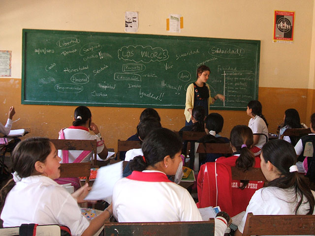 Nueve jvenes promocionarn el voluntariado desde su experiencia en pases desfavorecidos - 3