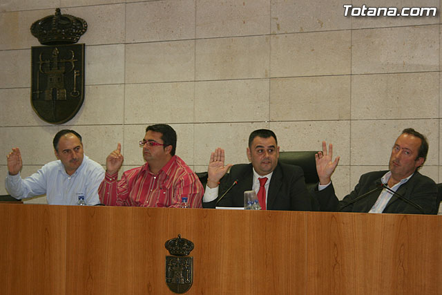 El pleno del ayuntamiento de Totana acuerda trasladar a la Comunidad Autónoma el expediente completo del PGMOU para su aprobación definitiva - 1, Foto 1