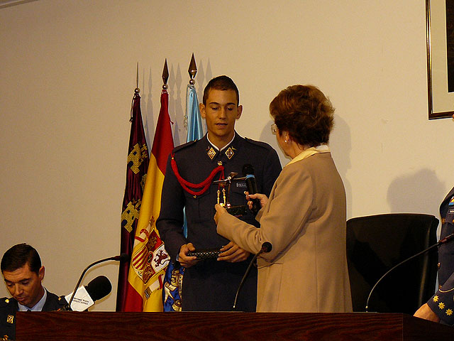 La alcaldesa declara vecinos del municipio a los alumnos que se incorporan este curso a la Academia General del Aire - 2, Foto 2