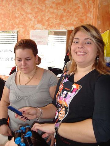 13 mujeres en Alcantarilla adquieren una formacin para ser futuras peluqueras - 9