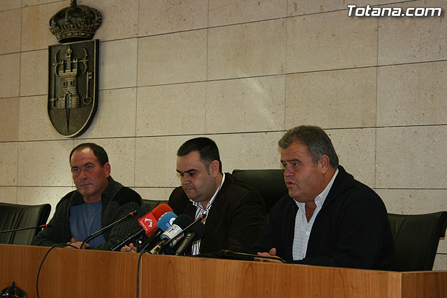 El ayuntamiento y la ASAJA firman un convenio de colaboración, Foto 2