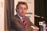 El presidente de los sumilleres de España apuesta por combinar la tradición y la evolución en la gastronomía jumillana
