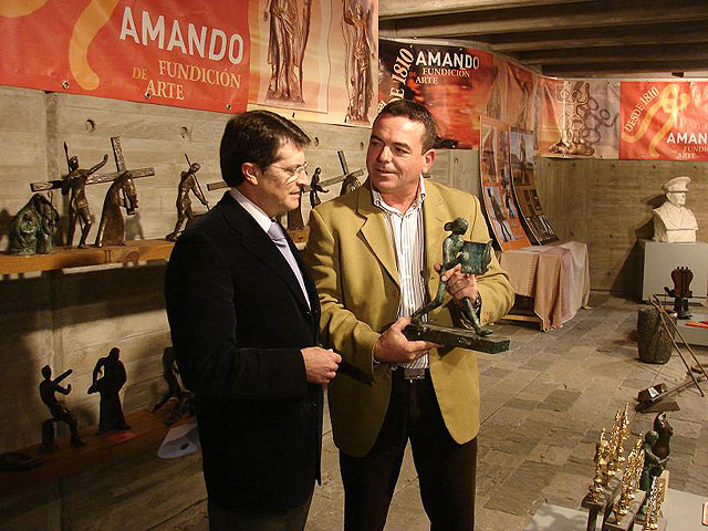 Prorrogan hasta finales de noviembre la exposición “Amando, Fundición de Arte”, tras realizar varias reposiciones por el éxito obtenido - 1, Foto 1