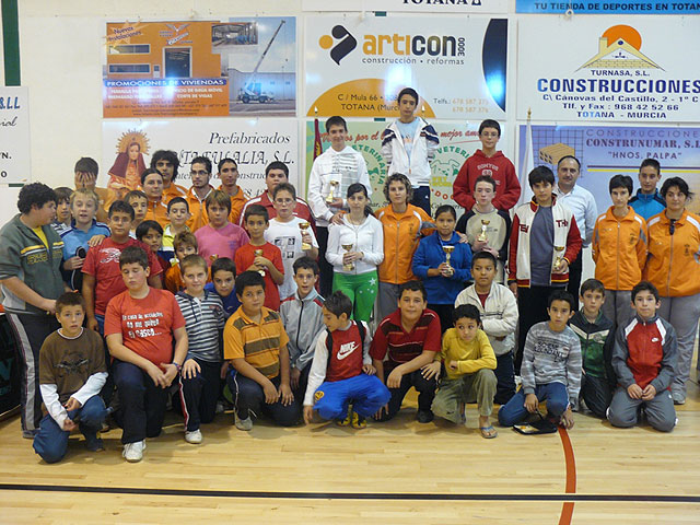 Un total de 89 escolares participaron en el Torneo de Tenis de Mesa de Deporte Escolar, Foto 1