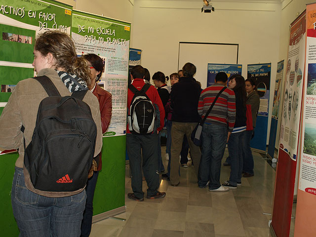 El viernes, 7 de noviembre, se inaugur la exposicin “Clarity. El Cambio Climtico” en el Centro Cultural Plaza Vieja, Foto 3