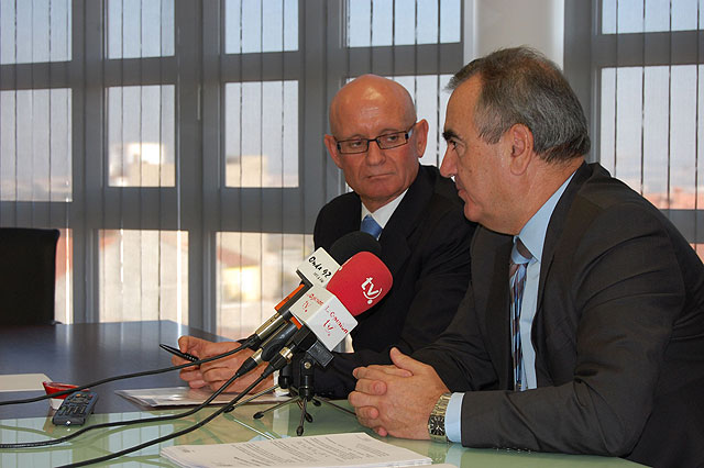 González Tovar “trabajará” en la creación de un cuartel de la Guardia Civil en Las Torres de Cotillas - 2, Foto 2
