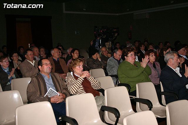 El “Faro de Alejandra” presenta el libro “La Aurora de Santa Cruz” - 30