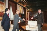 El presidente de la Comunidad, Ramn Luis Valcrcel, recibi al alcalde de Cieza, Antonio Tamayo