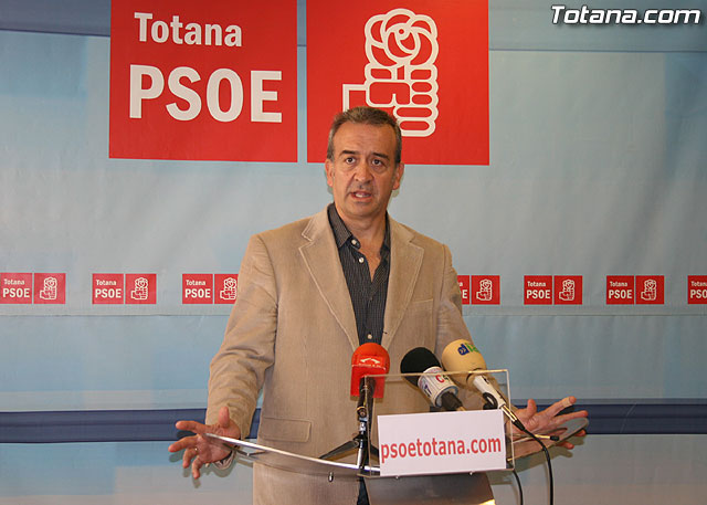 Los socialistas de Totana organizan una cena para presentar la nueva dirección del partido, Foto 1