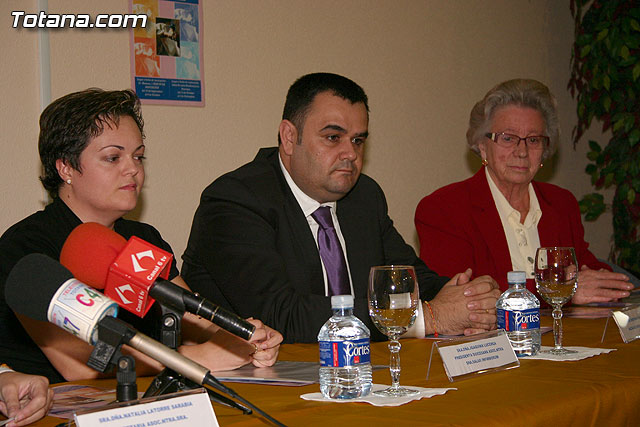 El alcalde de Totana es homenajeado por su labor como voluntario en la clausura del “IX Encuentro de Voluntariado Totanero” - 6
