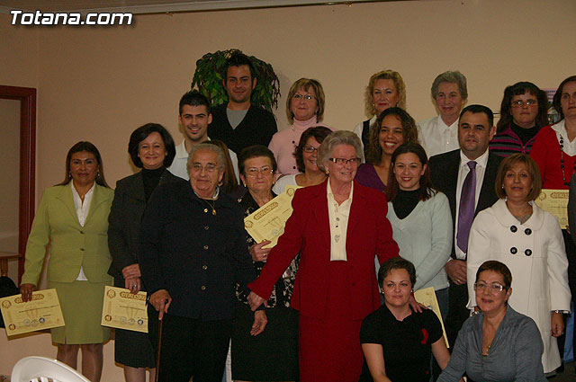 El alcalde de Totana es homenajeado por su labor como voluntario en la clausura del “IX Encuentro de Voluntariado Totanero” - 32