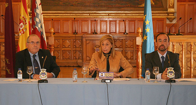 El Consejo de Gobierno se reunió en Caravaca para impulsar el año jubilar 2010 - 2, Foto 2