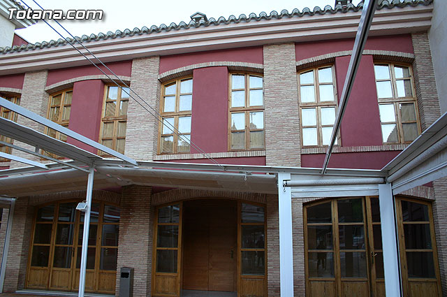 Amas de casa y consumidoras reciben una charla formativa sobre alimentos y zumos envasados - 7