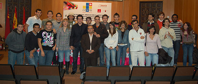 65 jóvenes han participado este fin de semana en el Foro “Educación y Libertad” de la Federación CONFES - 1, Foto 1