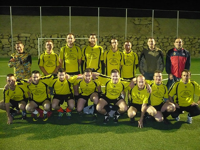 Los Pachuchos refuerzan el liderato de la liga de futbol aficionado Juega Limpio, Foto 3
