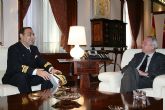 El presidente de la Comunidad, Ramn Luis Valcrcel, recibi hoy al contralmirante Fernando de Querol Pagn