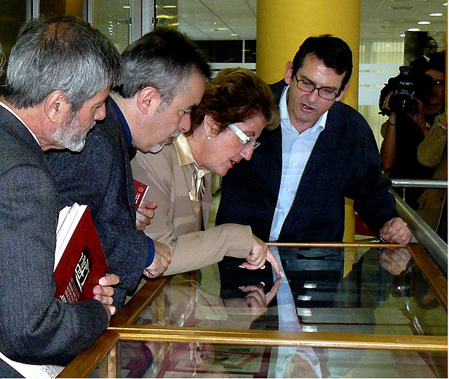 El Archivo municipal ilustra la historia de la Educación en San Javier con documentos inéditos fechados desde 1836 y abundante material museográfico de la época - 1, Foto 1