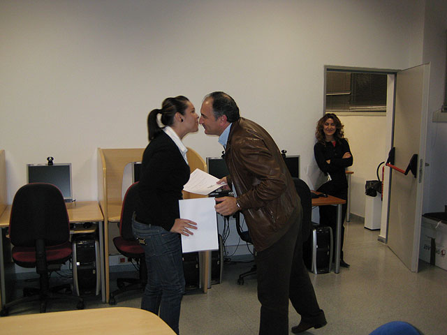 El concejal de Industria clausura el curso de “Informática Nivel Avanzado”, de 50 horas de duración, Foto 3