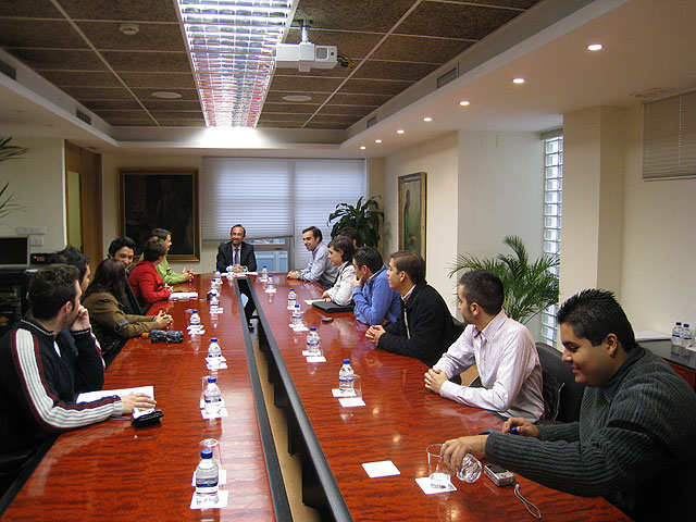 Marín se reúne con representantes de Asociaciones Confederadas de la Universidad de España - 1, Foto 1