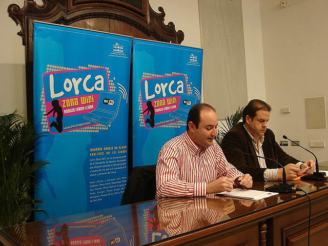 Los clientes de los restaurantes lorquinos podrán conectarse a Internet, gracias a un proyecto piloto entre el Ayuntamiento y Hostelor - 1, Foto 1