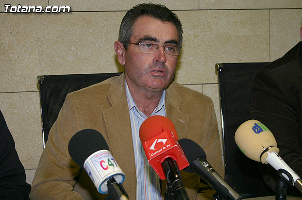 El Ayuntamiento firma convenios con la Asociación de Defensa Sanitaria de Ovino y Caprino “Santa Eulalia” y la Asociación de Defensa Sanitaria de Porcino de El Paretón y Totana, Foto 3