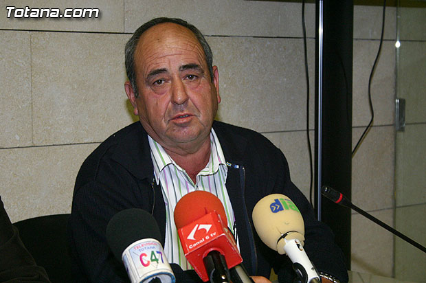 El Ayuntamiento firma convenios con la Asociación de Defensa Sanitaria de Ovino y Caprino “Santa Eulalia” y la Asociación de Defensa Sanitaria de Porcino de El Paretón y Totana, Foto 4