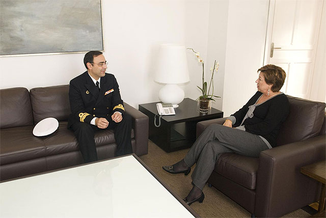 El nuevo contralmirante jefe de Estado Mayor, en la Alcaldía - 1, Foto 1