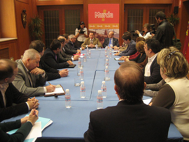 Cámara reúne a los comerciantes para convertir Murcia en “una gran tienda” - 2, Foto 2