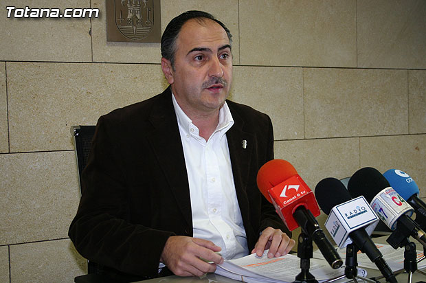 El portavoz del equipo de Gobierno dio cuenta de los acuerdos adoptados en la Junta de Gobierno celebrada ayer, Foto 1